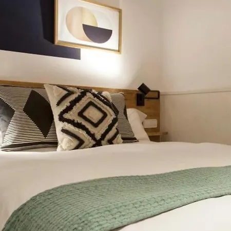 Oasis Sagrada Familia Apartment Barcelona